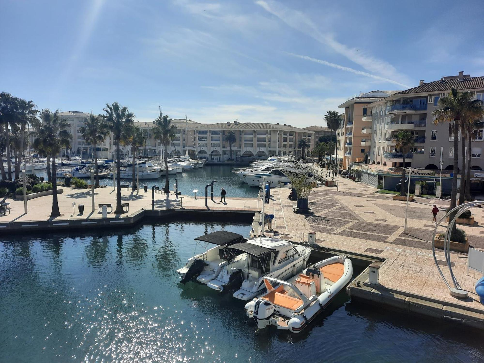 Coeur Marina Climatise Terrasse Parking Fréjus Exterior foto
